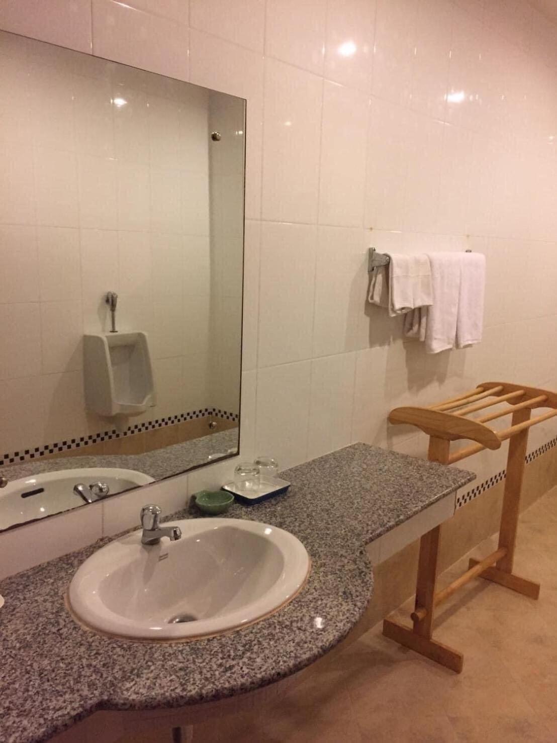 Kp Hotel Udonthani Kumphawapi Екстериор снимка