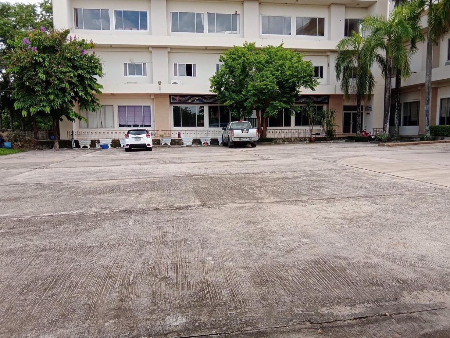 Kp Hotel Udonthani Kumphawapi Екстериор снимка