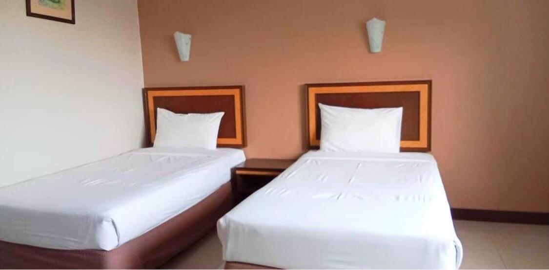 Kp Hotel Udonthani Kumphawapi Екстериор снимка