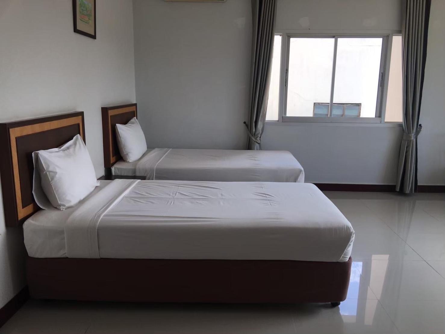 Kp Hotel Udonthani Kumphawapi Екстериор снимка